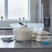 Kun je gekookte rijst invriezen? Zo doe je dat veilig en snel